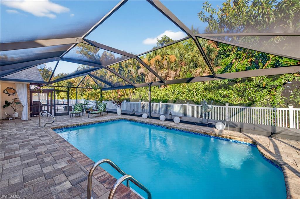 MCGREGOR GARDENS EST - Residential