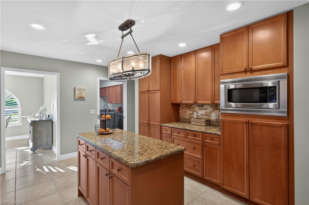 MCGREGOR GARDENS EST - Residential