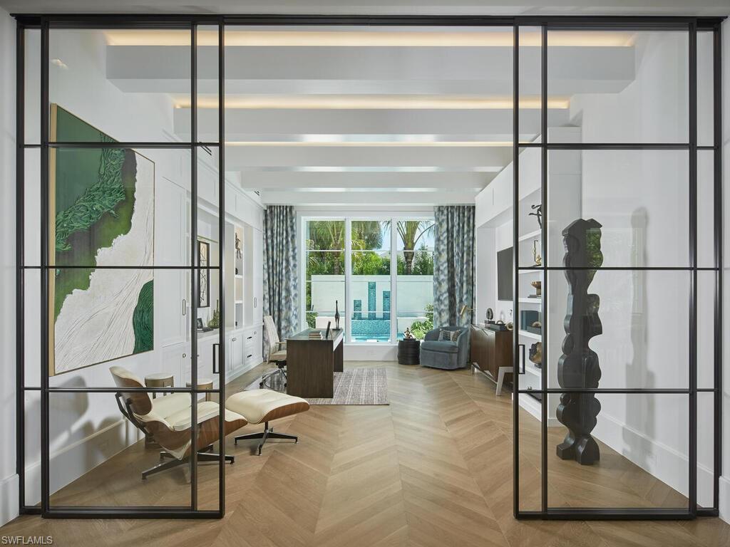 AQUALANE SHORES - Residential