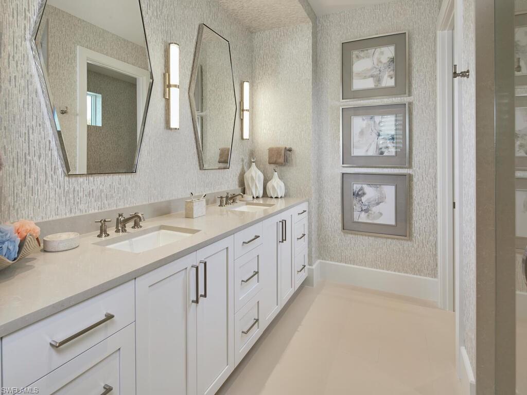 AQUALANE SHORES - Residential