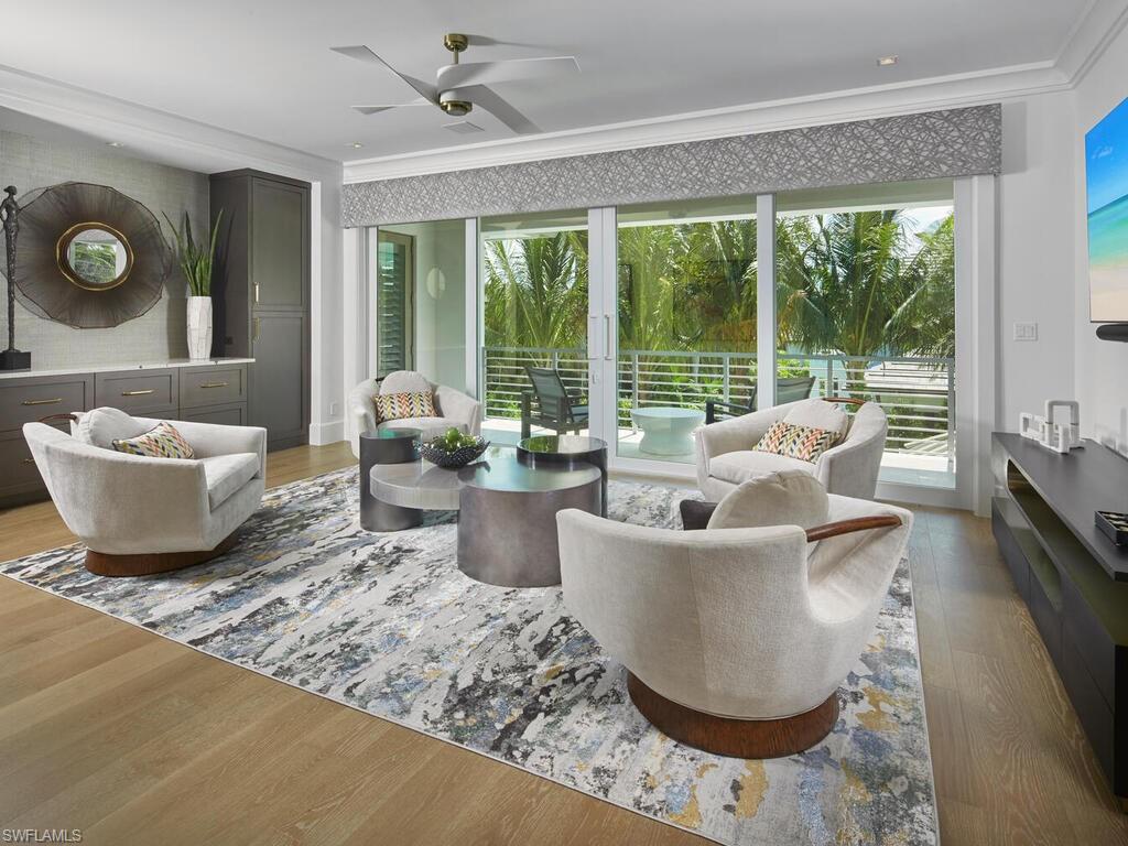 AQUALANE SHORES - Residential