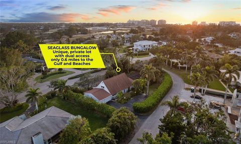 Photo of 711 Banyan BLVD, NAPLES, FL 34102 (MLS # 225005648)