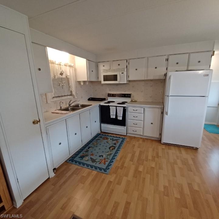 IMPERIAL BONITA ESTATES - Residential