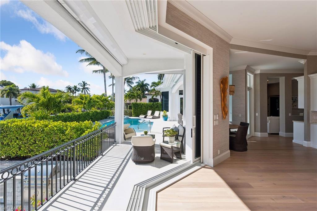 AQUALANE SHORES - Residential