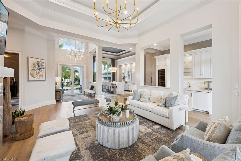 AQUALANE SHORES - Residential