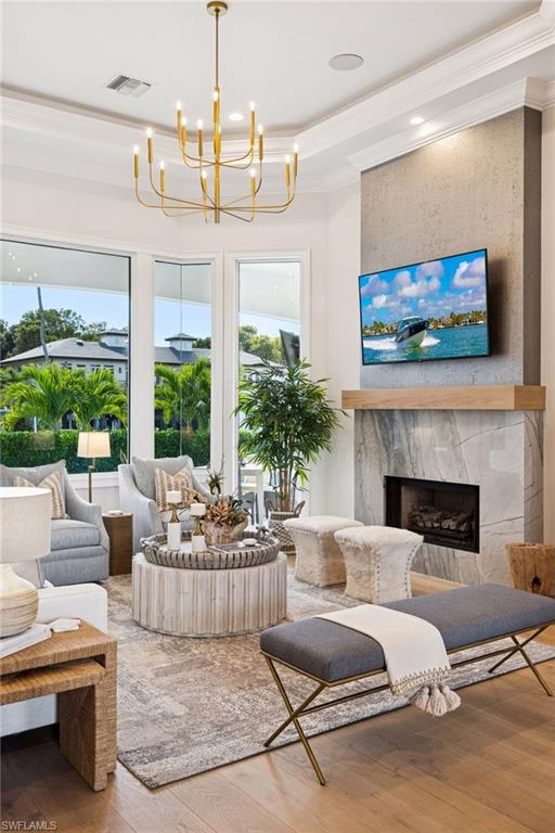 AQUALANE SHORES - Residential