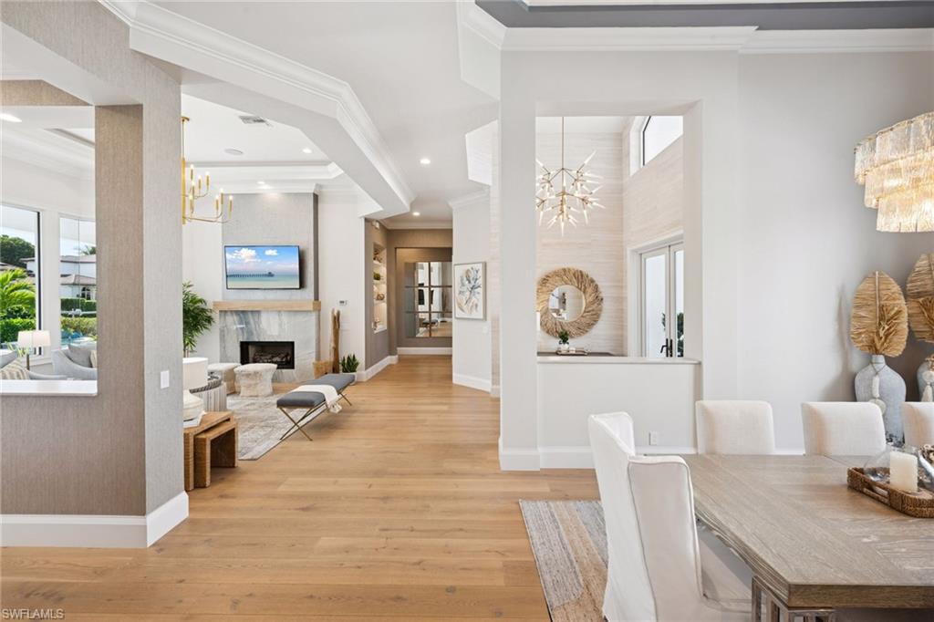 AQUALANE SHORES - Residential