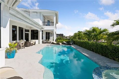 470 17th AVE S NAPLES FL 34102