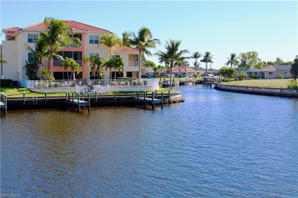 LOS CINCO THE FIVE CONDO - Residential