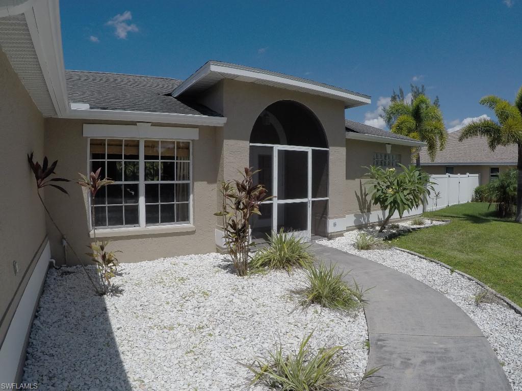 CAPE CORAL - Residential