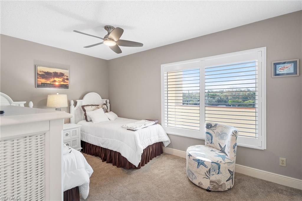 SEVEN LAKES - Residential