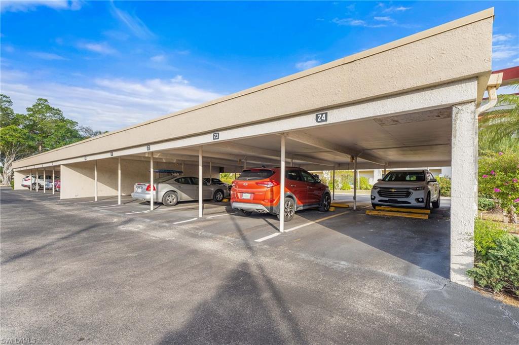 SEVEN LAKES - Residential