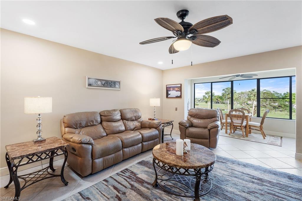 SEVEN LAKES - Residential