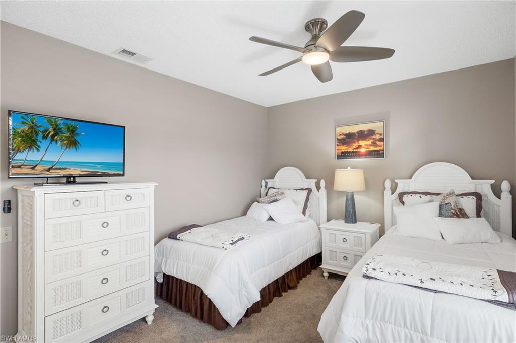 SEVEN LAKES - Residential