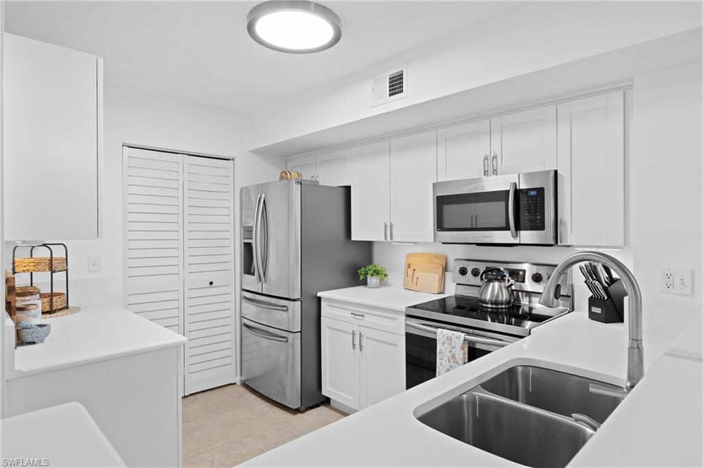 NAPOLI - Residential