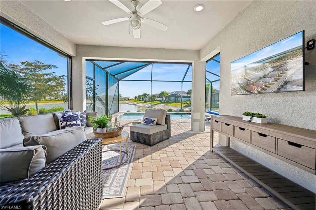 ESPLANADE LAKE CLUB - Residential