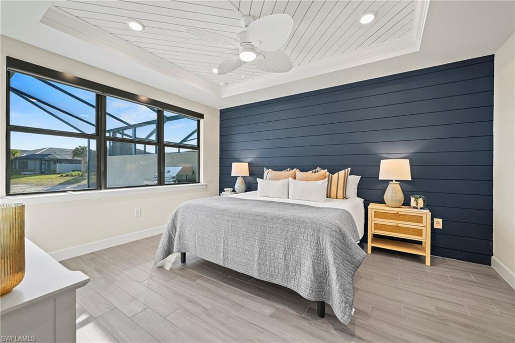 ESPLANADE LAKE CLUB - Residential