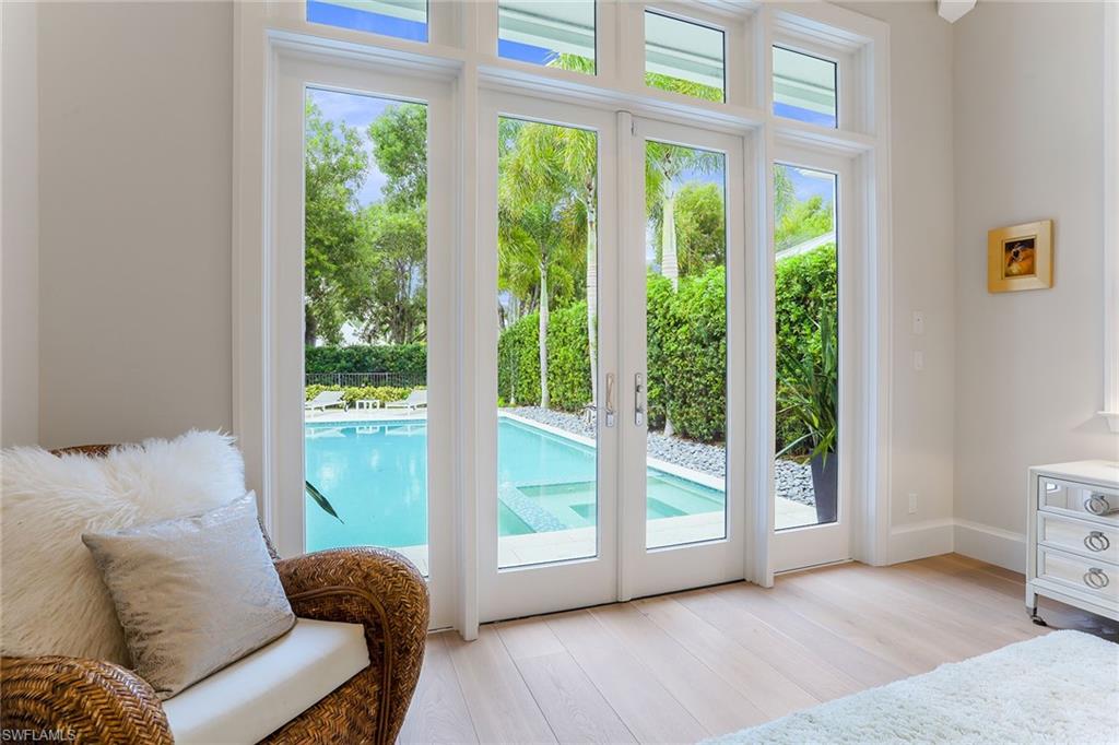 OLDE NAPLES - Residential