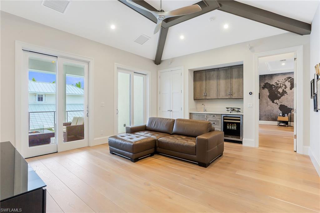 OLDE NAPLES - Residential