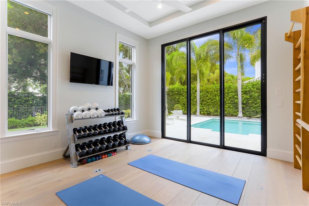 OLDE NAPLES - Residential