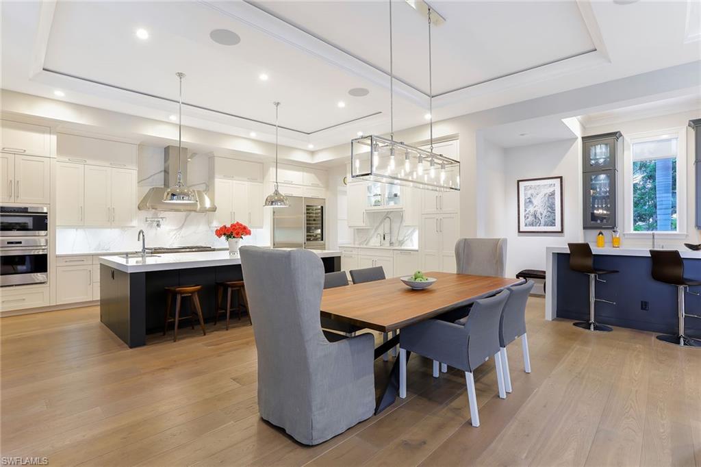 OLDE NAPLES - Residential