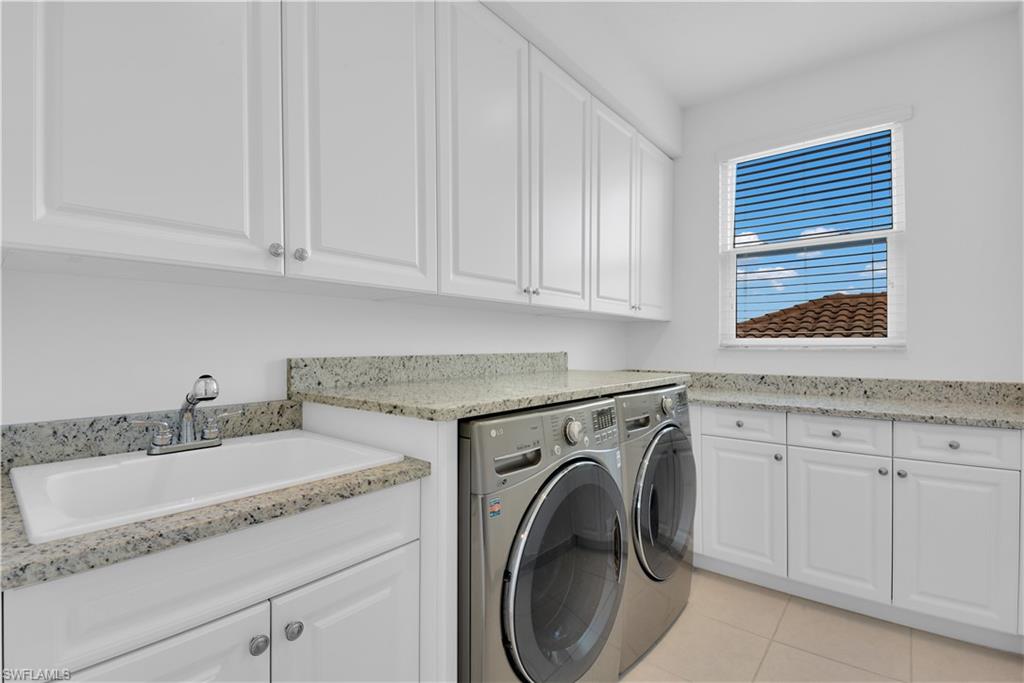 RIVERSTONE - Residential