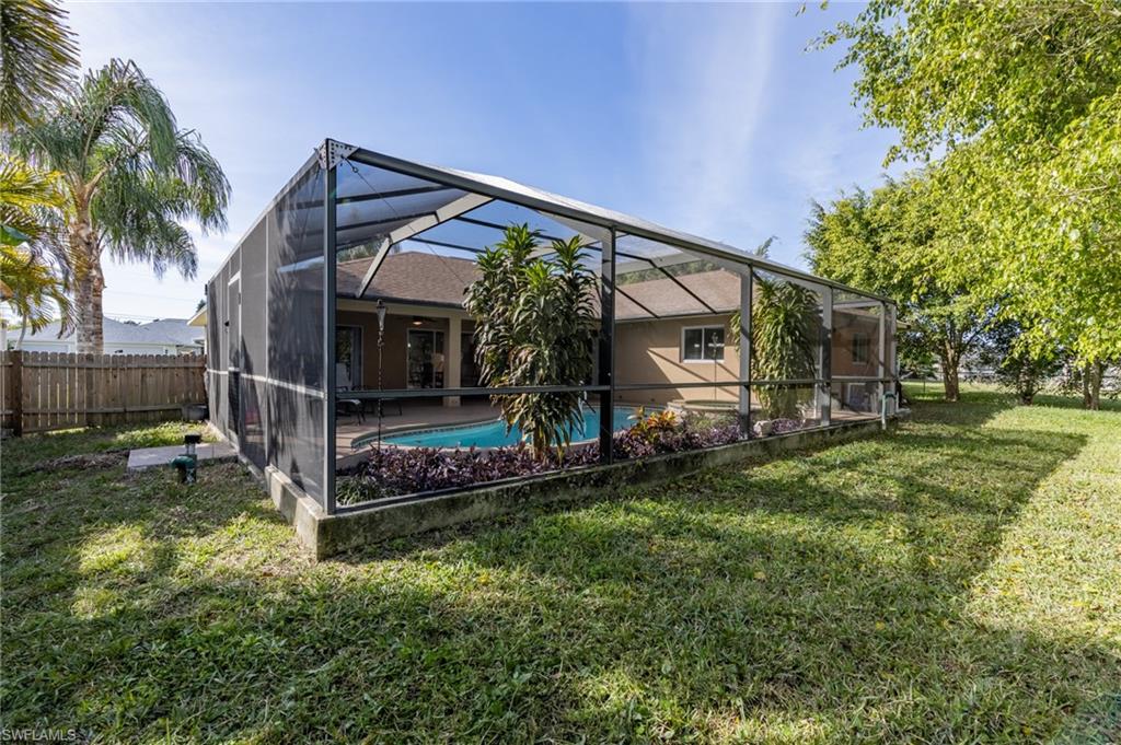 CAPE CORAL - Residential