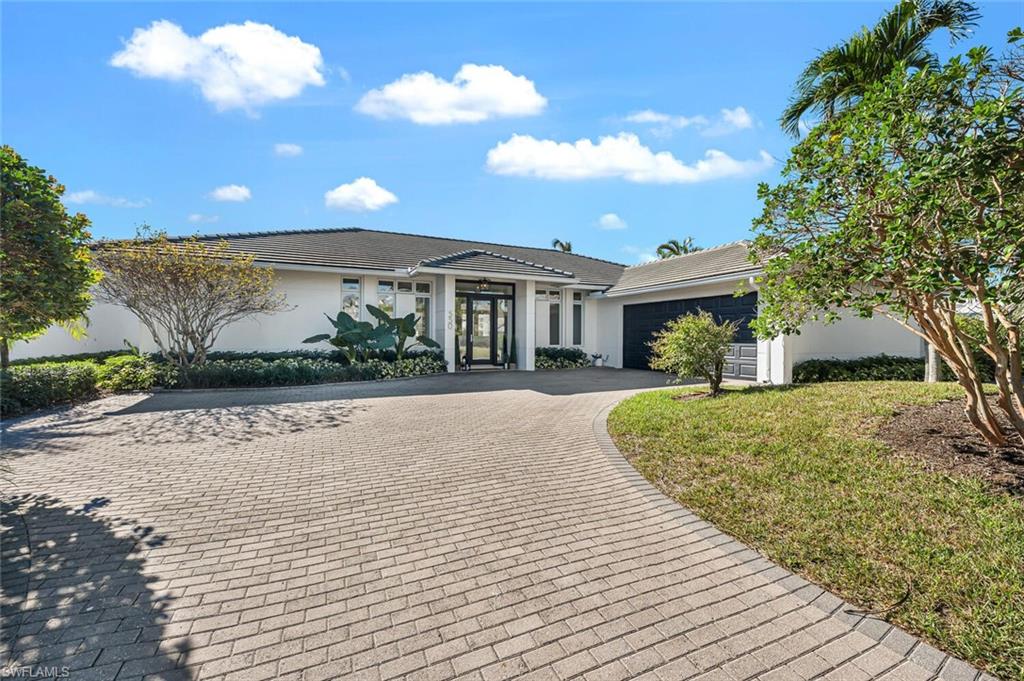 MOORINGS - Residential