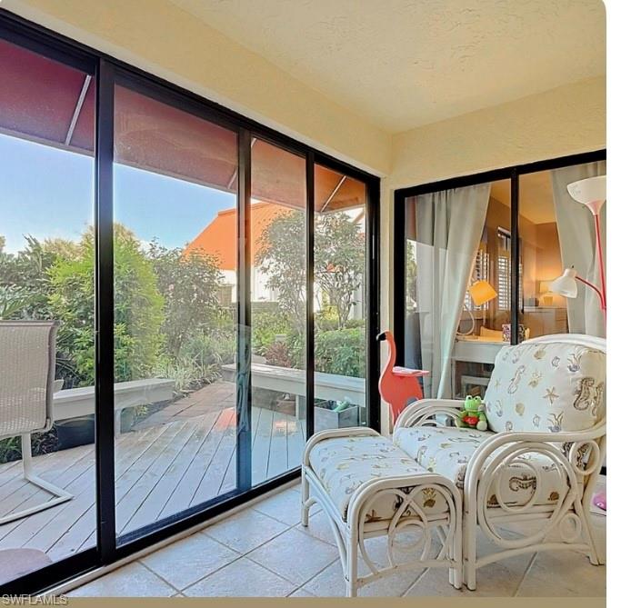 SERENITY CONDO - Residential