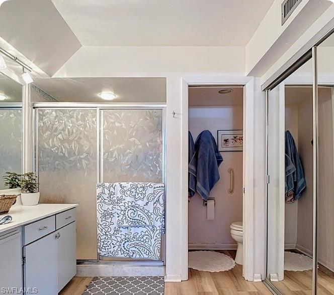 SERENITY CONDO - Residential