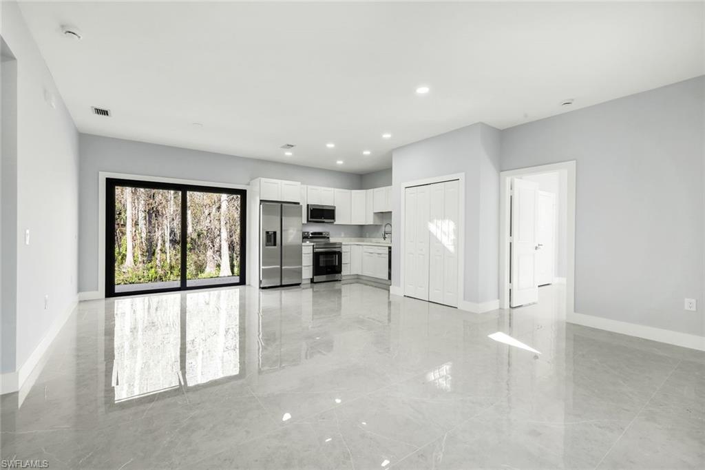 GOLDEN GATE ESTATES - Residential