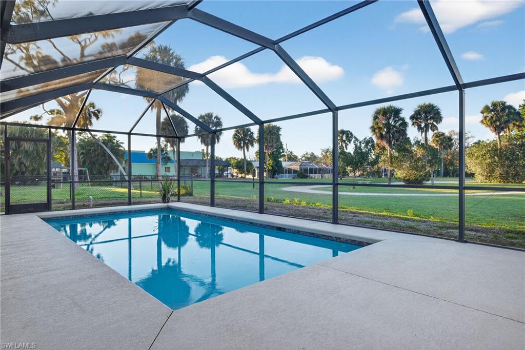 WATERWAY ESTATES GOLF PARK - Residential