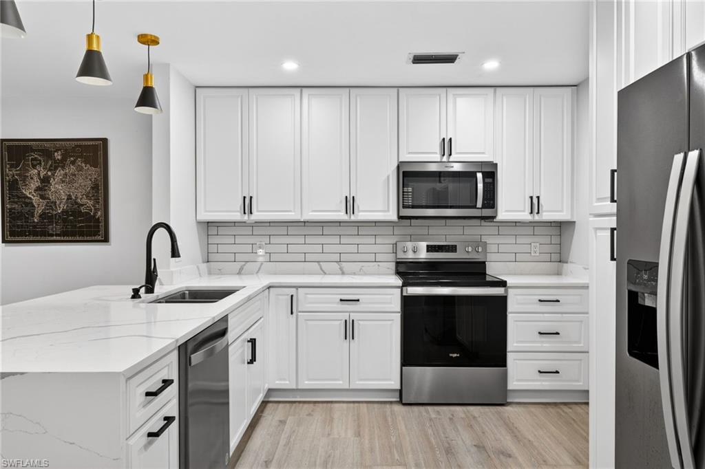 WATERWAY ESTATES GOLF PARK - Residential