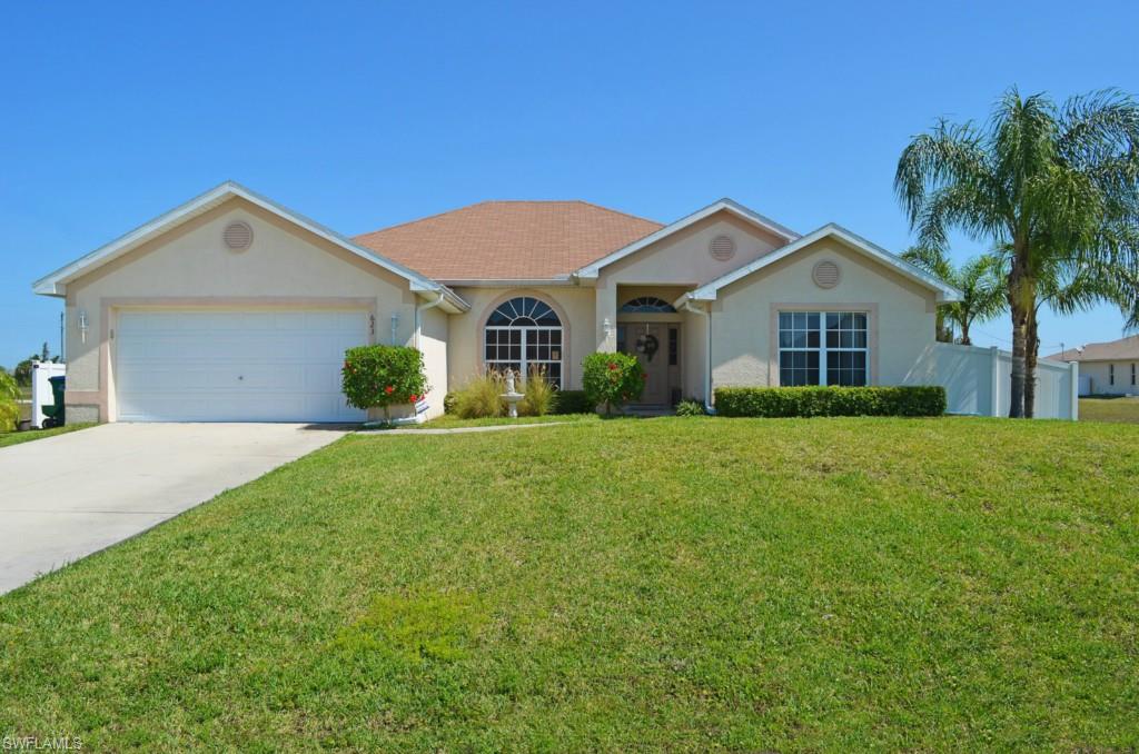 CAPE CORAL - Residential