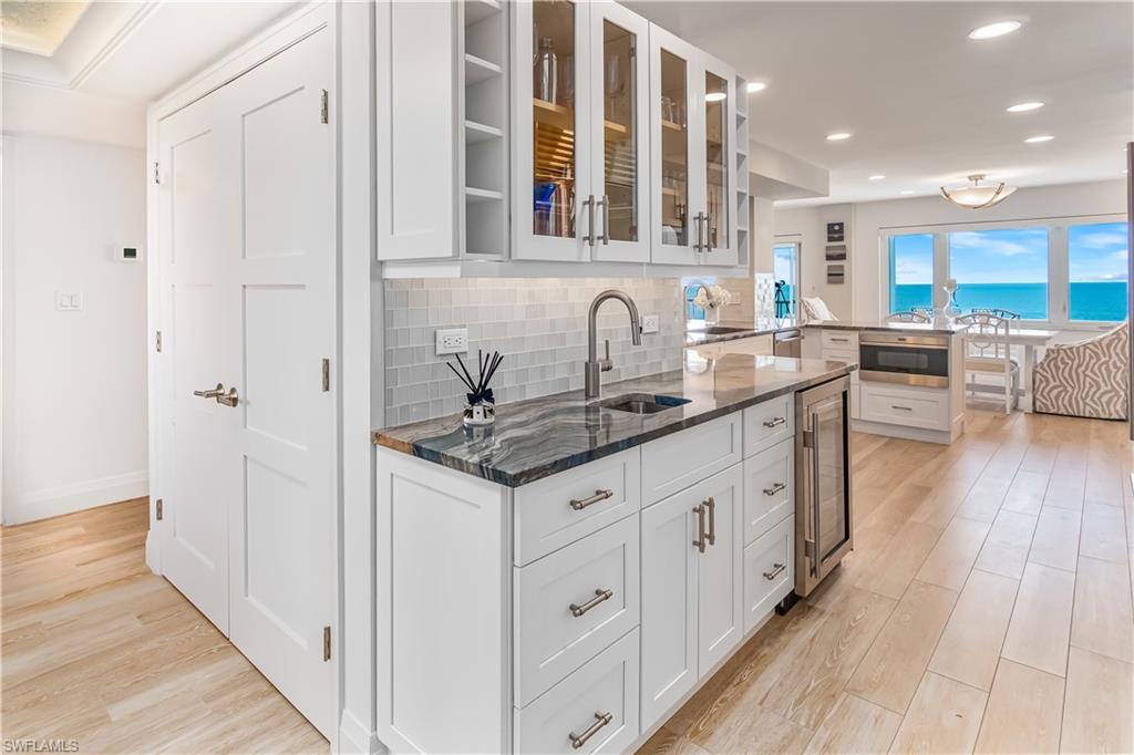 LIONS GATE - Residential