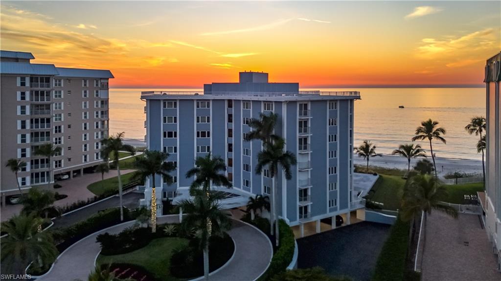 LIONS GATE - Residential