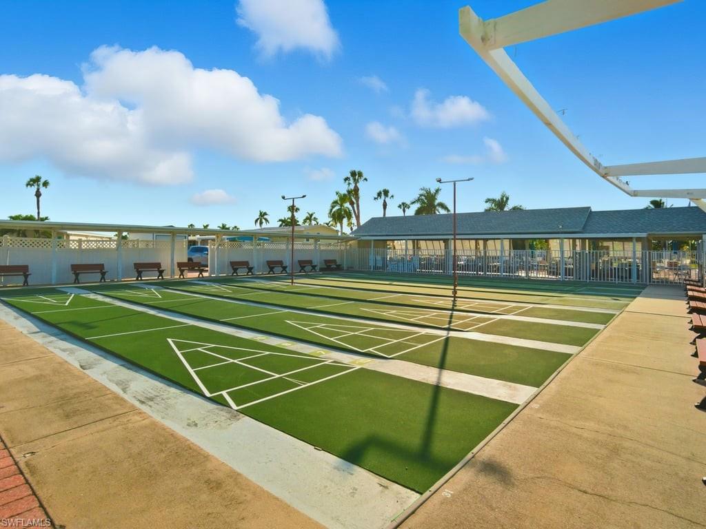 BAYSIDE ESTATES - Residential