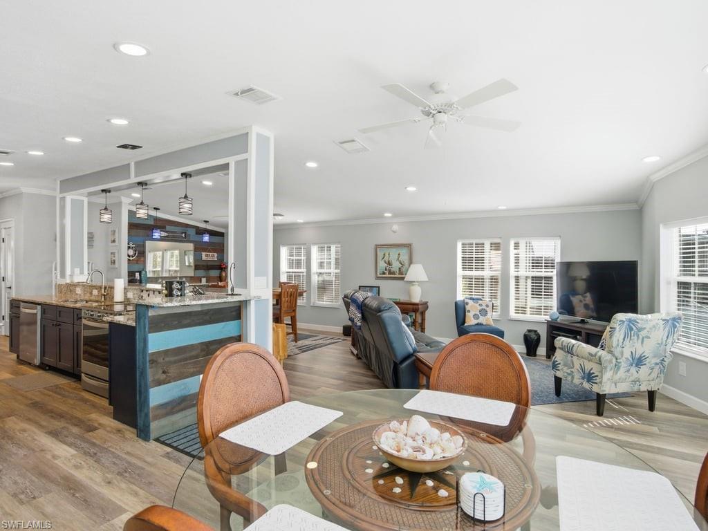 BAYSIDE ESTATES - Residential