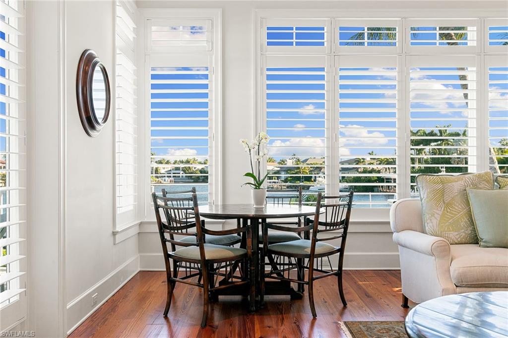 AQUALANE SHORES - Residential