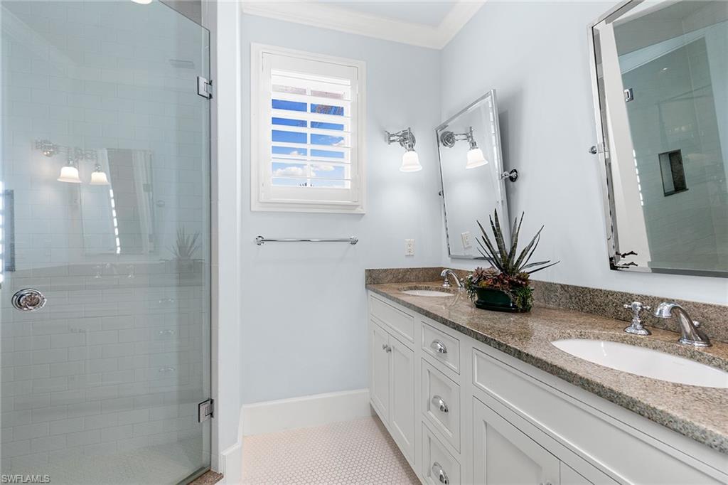 AQUALANE SHORES - Residential