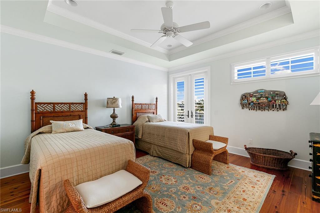 AQUALANE SHORES - Residential