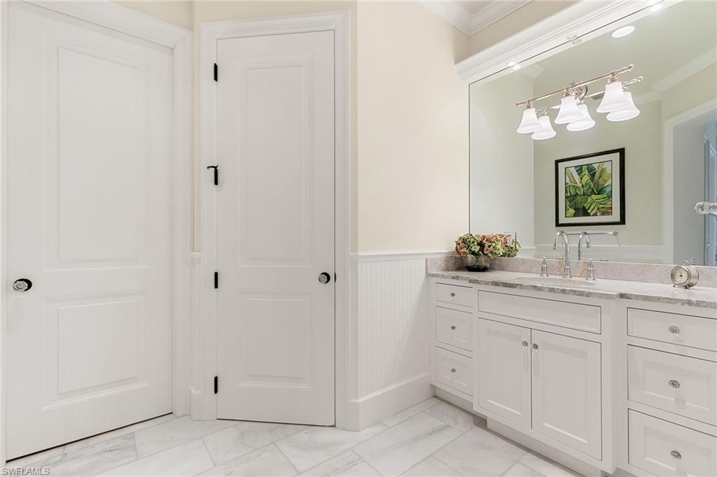 AQUALANE SHORES - Residential