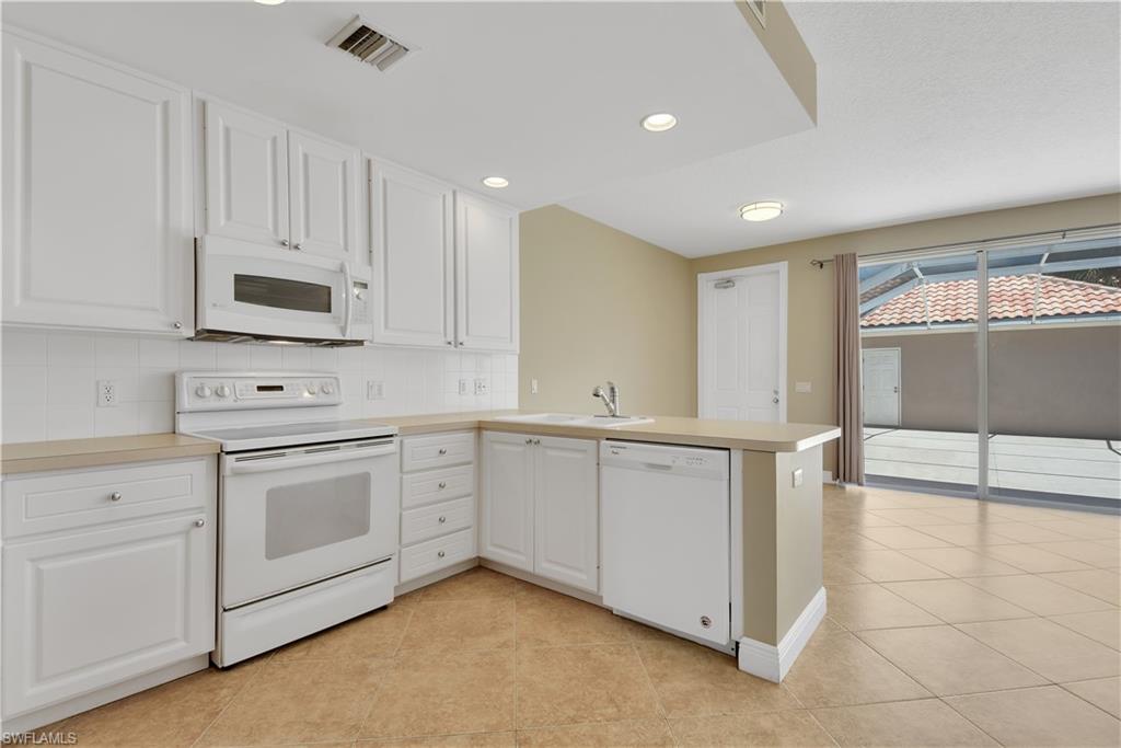 ISLAND WALK - Residential