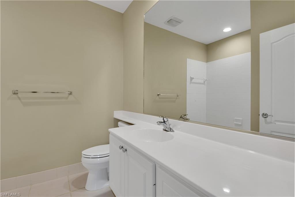 ISLAND WALK - Residential