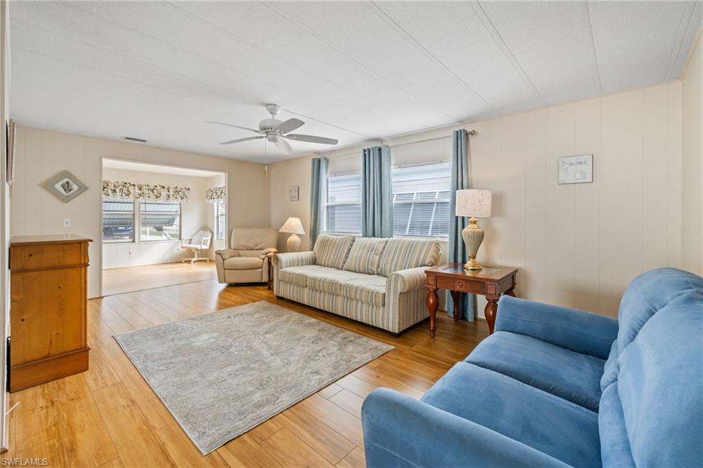 SIX LAKES COUNTRY CLUB - Residential