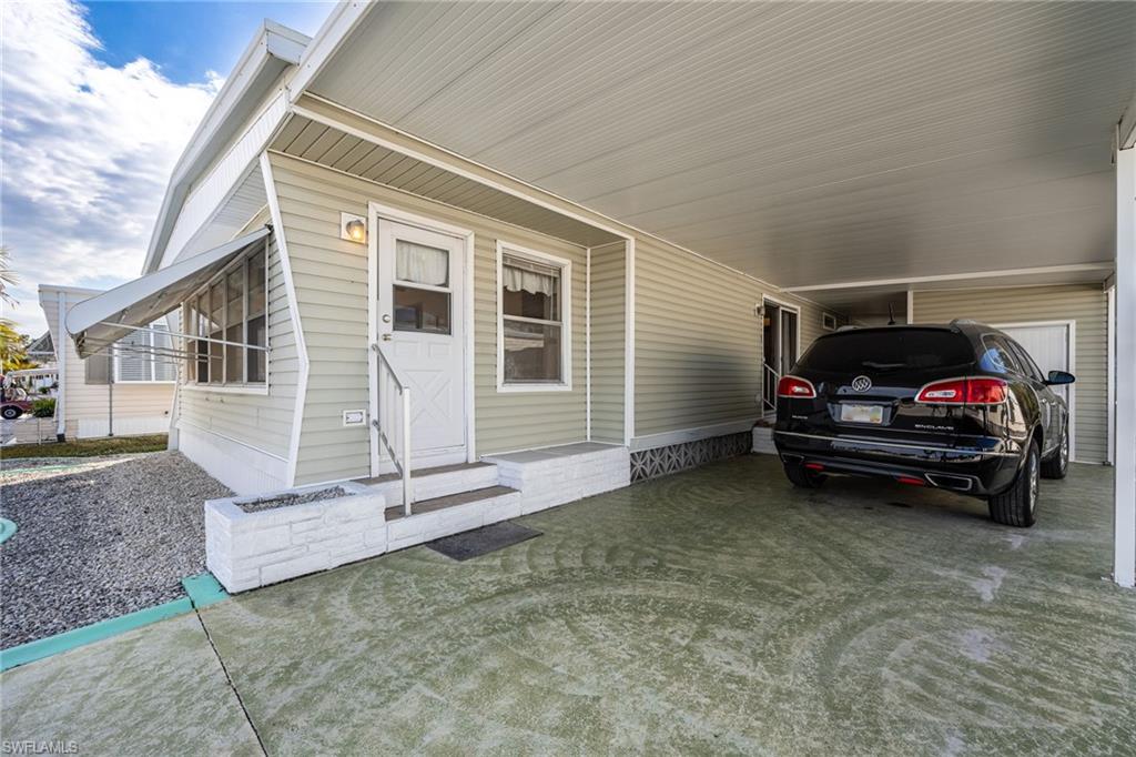 SIX LAKES COUNTRY CLUB - Residential