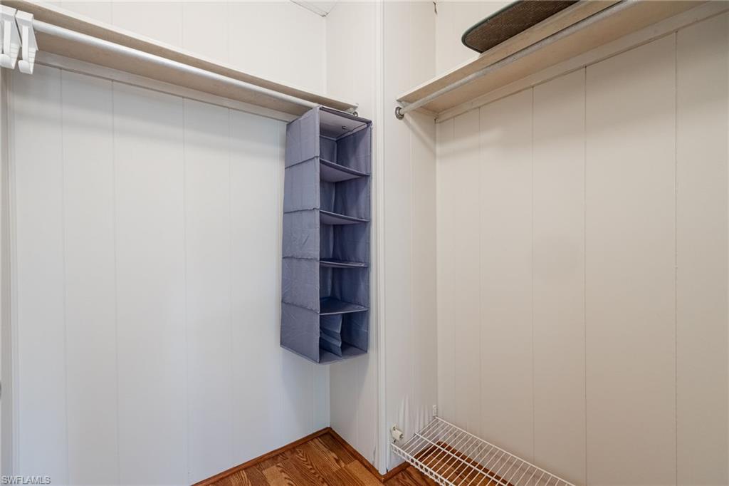 SIX LAKES COUNTRY CLUB - Residential