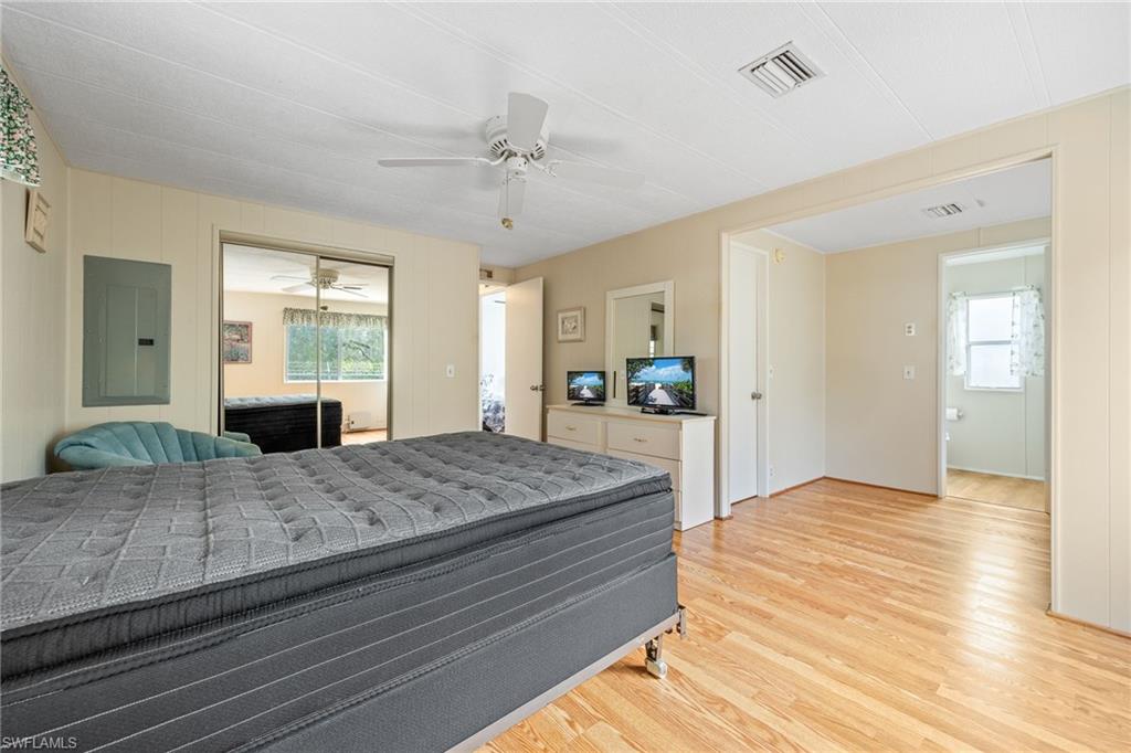 SIX LAKES COUNTRY CLUB - Residential