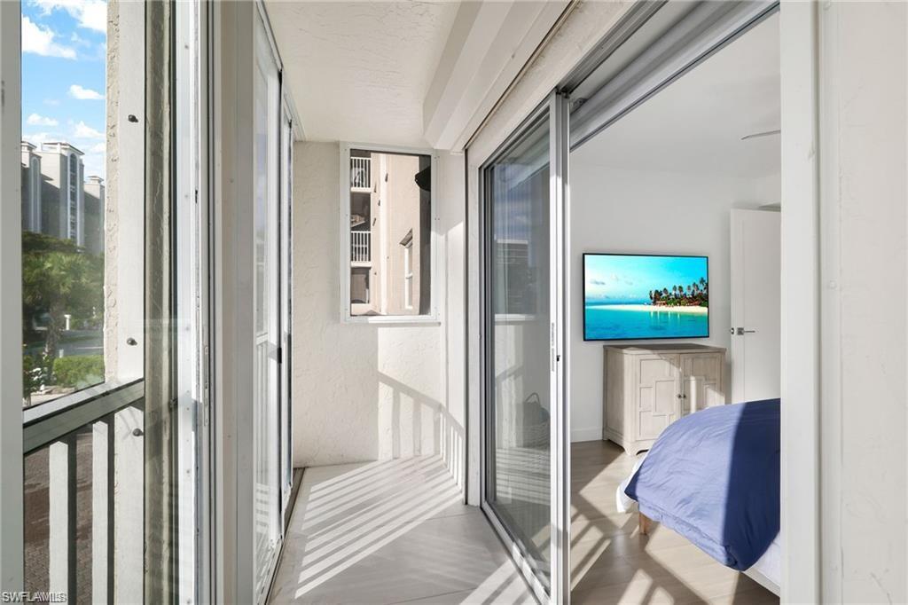 SUNSET BAY - Residential Lease