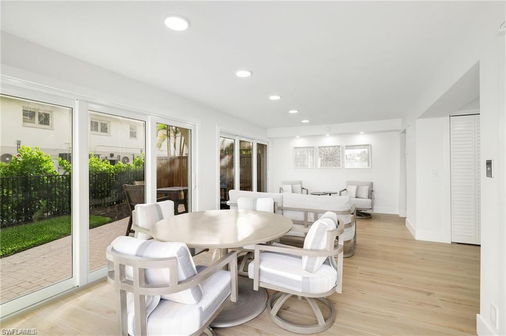 SUNSET BAY - Residential Lease